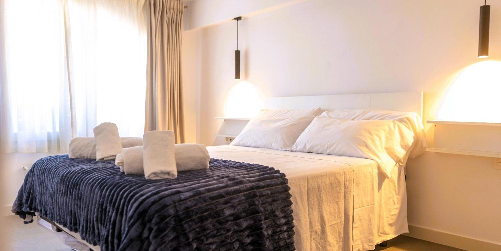 Suitur Beachfront Apartment Roc De Sant Gaieta Roda de Bera Exterior photo